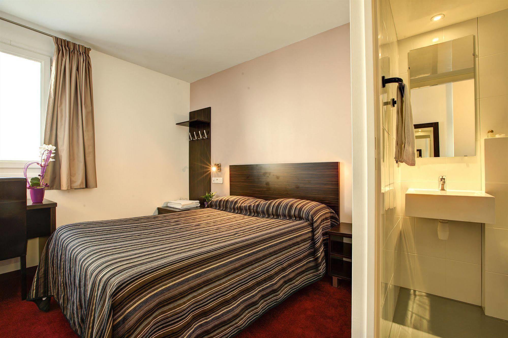 Grand Hotel Senia Orly Eksteriør bilde
